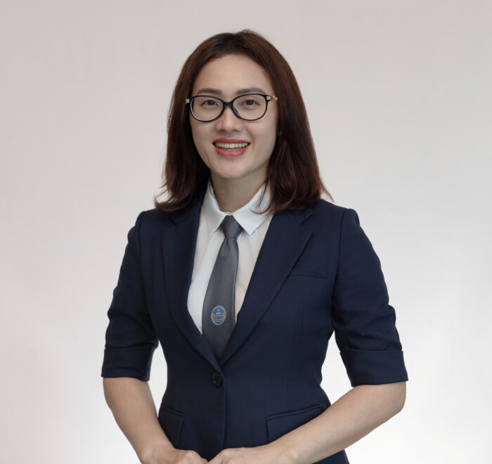 Giám đốc điều hành & Luật sư